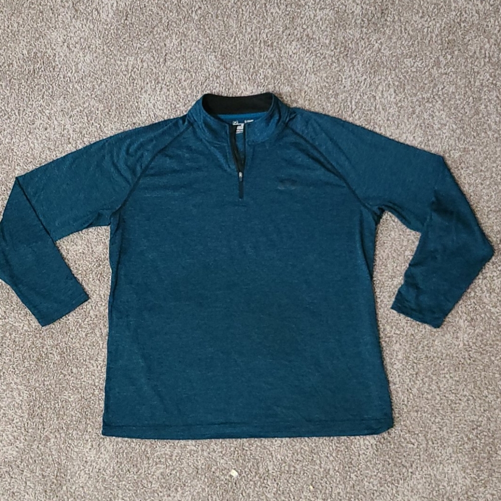 UA Quarter Zip